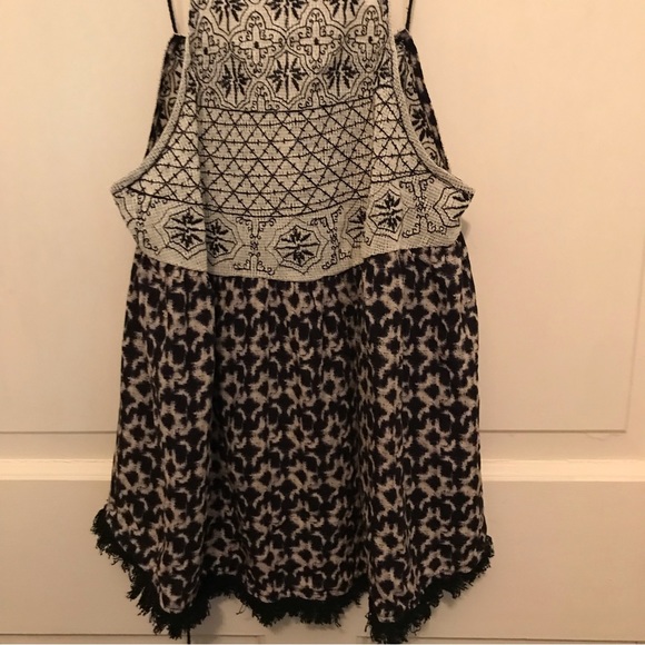 NWT Alter’d state fun black and white tank. It has a fringe around the bottom. - Picture 2 of 14
